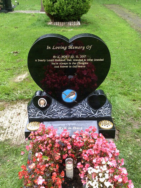 The Staffordshire memorial headstone with hand painted robin