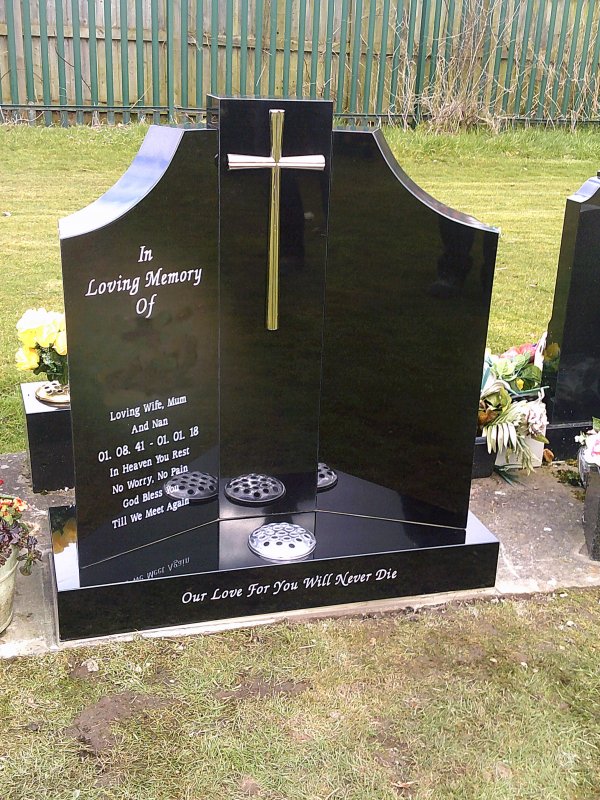 The Ashfield memorial headstone with silver cross memorial accessory